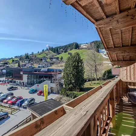 公寓 In Near The Lift *